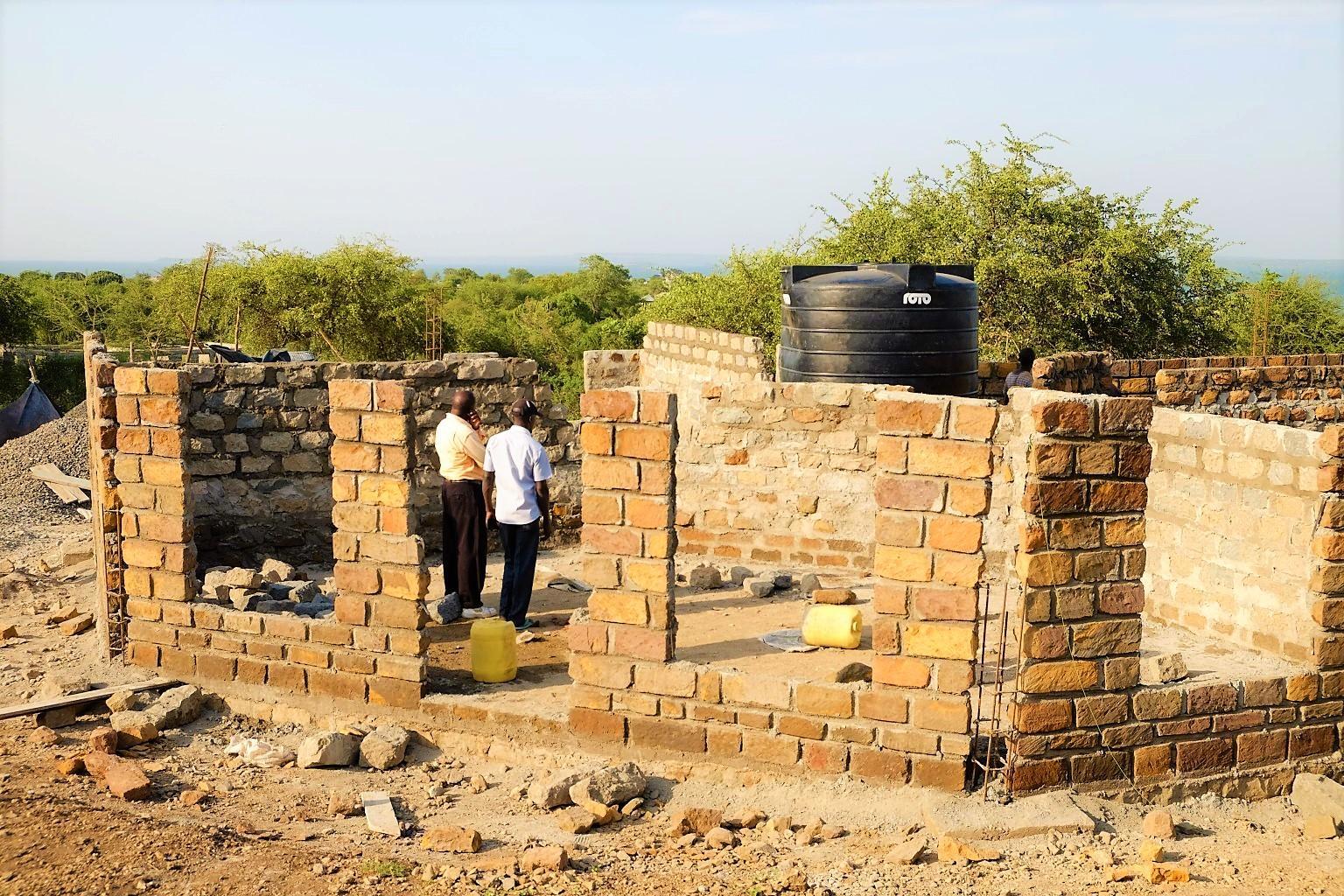 Fortschritt auf der Baustelle des Schulmoduls in Wanga