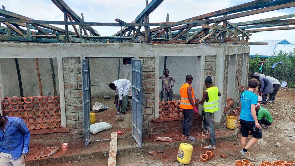 Weitere Fortschritte am Schulgebäude in Watema/Kenia