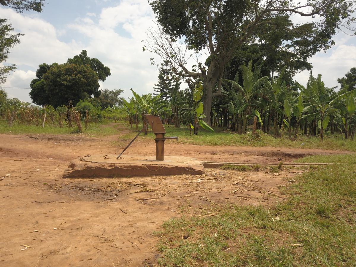 Brunnen an der YMCA Kakinzi Primary School