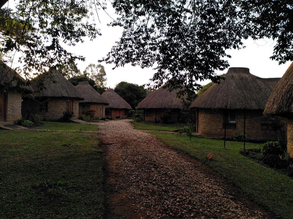 Uganda Kagadi Unterkünfte Häuser