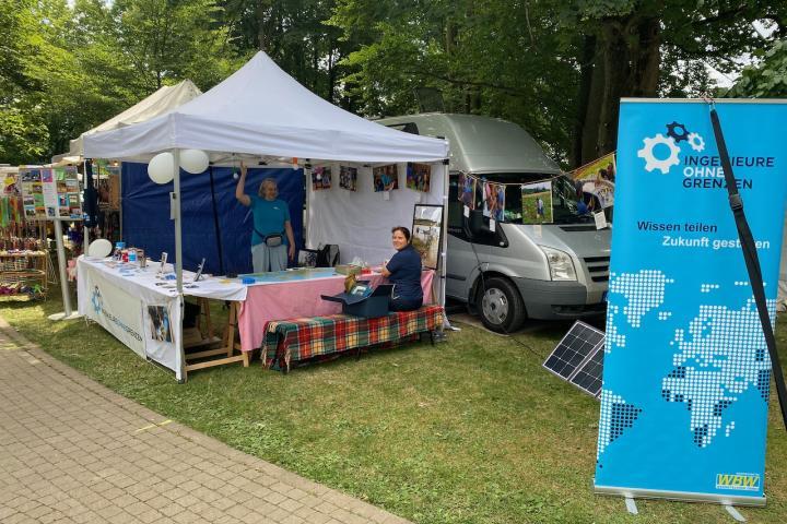 Stand von Ingenieure ohne Grenzen auf dem Stadtfest 3 Tage Marburg 2022