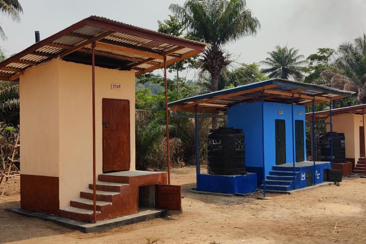 TTTs, Toilettenbau, SLE-IOG04, Sierra Leone, Trockentrenntoiletten, Ingenieure ohne Grenzen, Entwicklungshilfe