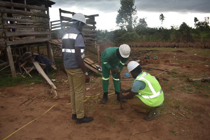 Baustart in Kampala