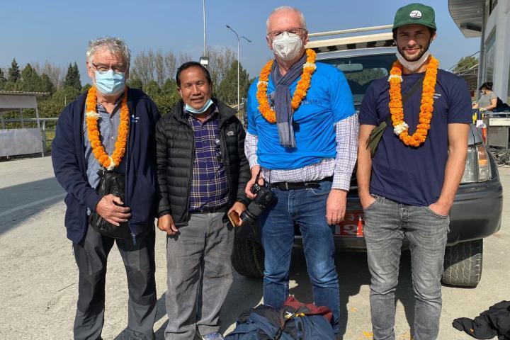 Ausreiseteam bei ANkunft in KTH