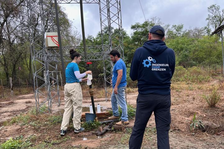 Wasserqualitätsprüfung in Paraguay