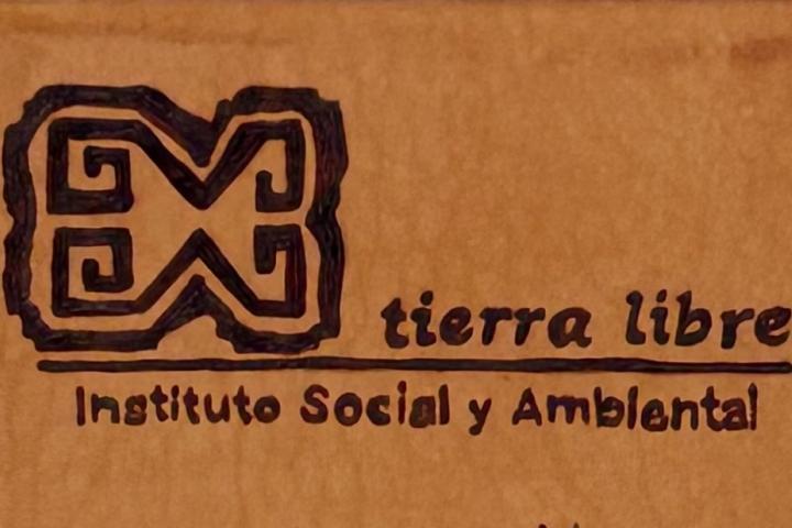 Tierra Libre Logo